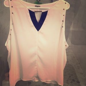 Charlotte Russe Medium Keyhole Top